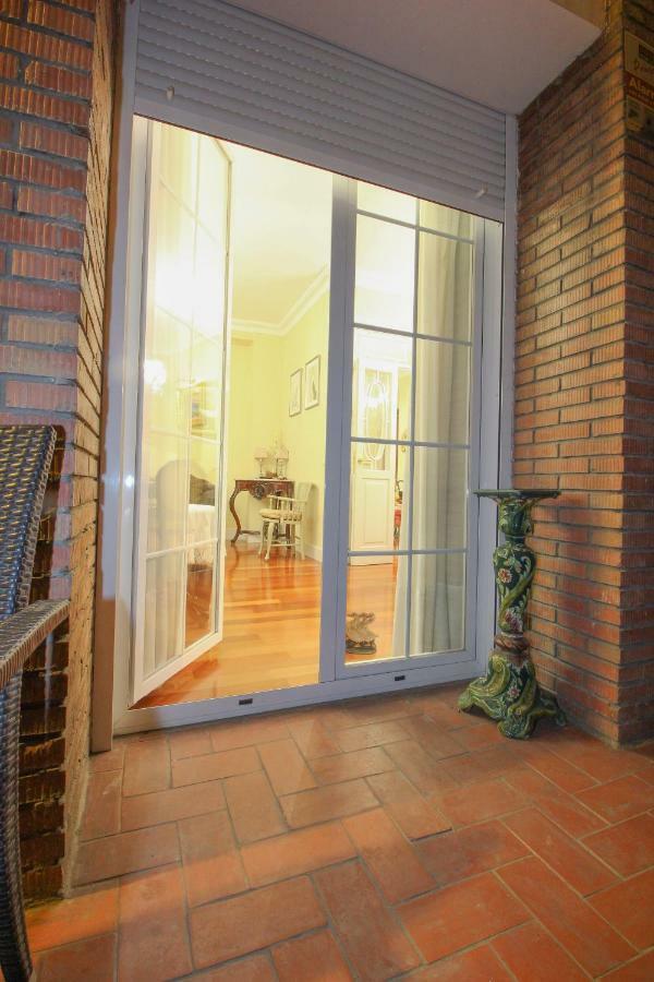 Appartement Apartamento La Feria à Séville Extérieur photo